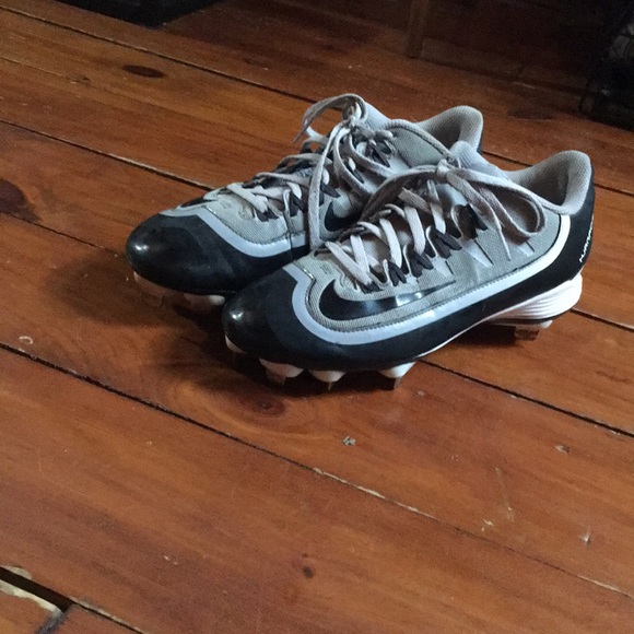 how to get free cleats from nike